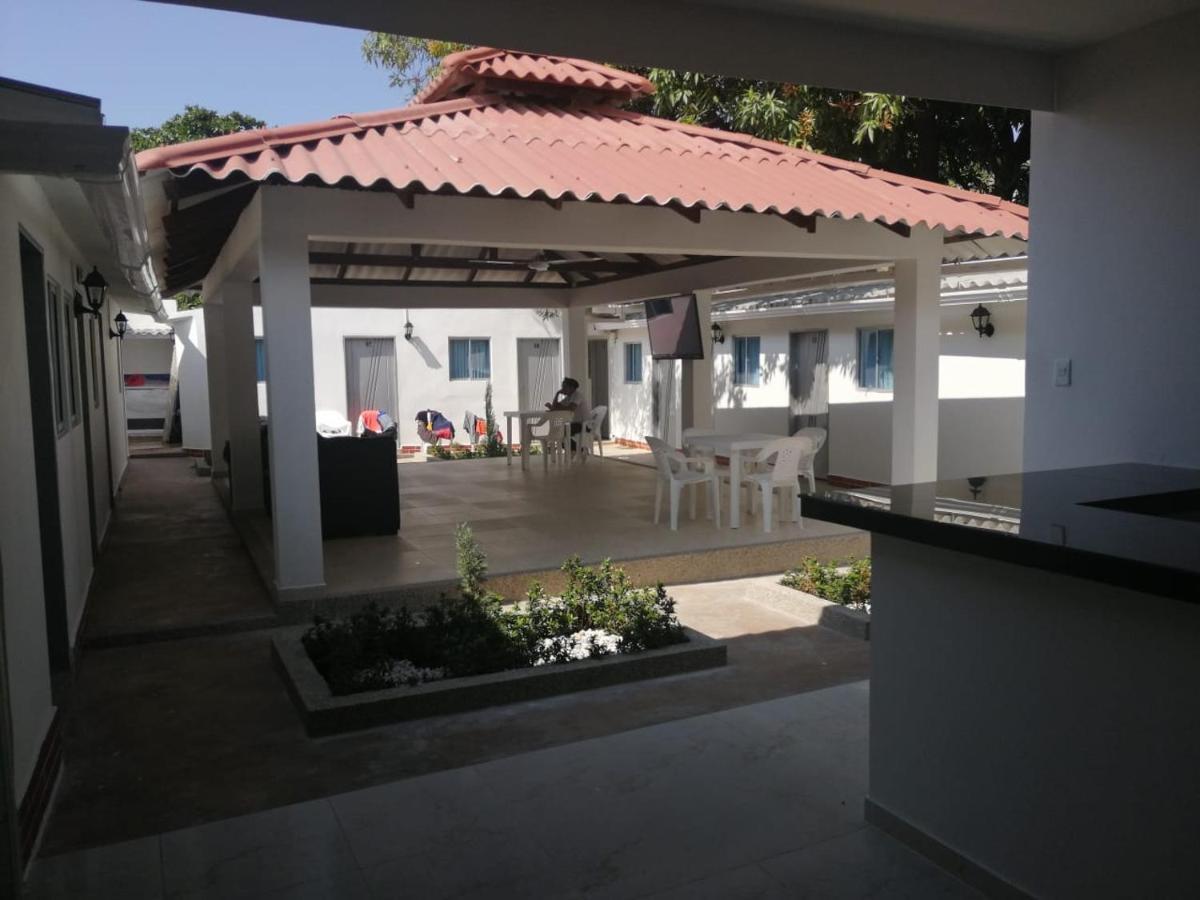 Hotel San Juan Plaza San Juan del Cesar エクステリア 写真